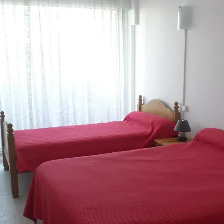 Beau T2 Climatise, Parking, A Carnon