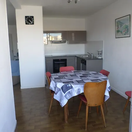 Apartmán Beau T2 Climatise, Parking, A Carnon