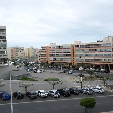 Beau T2 Climatise, Parking, A Carnon